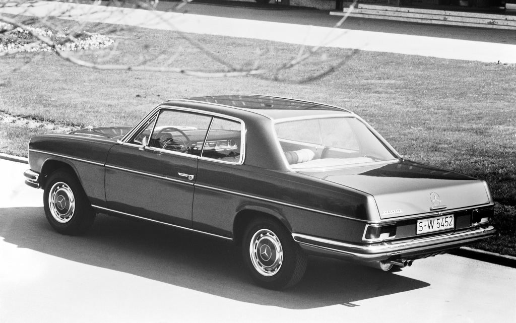 MercedesBenz EClass coupés completam 50 anos, conheça a