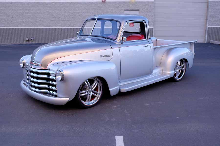2. 1950 Chevrolet 3100 Custom Pickup, vendido por US $ 205.700 em 2017