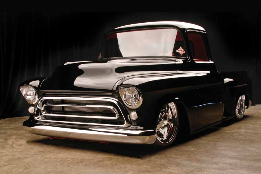 4. 1957 Chevrolet C-6 Custom Pickup, vendido por US $ 148.500 em 2011