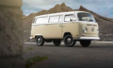 A Volkswagen transforma uma Kombi 1972 em uma van elétrica com o motor de um e-Golf