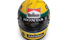 Capacete autografado de Ayrton Senna é vendido por mais de R$ 400 mil