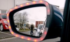 Ford desenvolve tecnologia para evitar acidentes de ciclistas com portas abertas