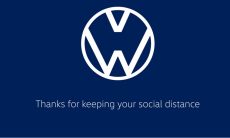 VW muda logo para reforçar distanciamento social