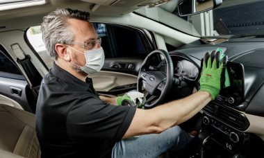 Ford oferece serviço de desifecção hospitalar para veículos