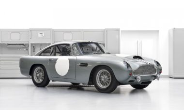 Aston Martin retoma venda de carro lançado em 1959