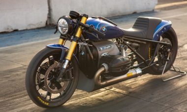 Designer transforma moto BMW R 18 em dragster