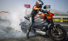 Harley-Davidson LiveWire bate recorde em arrancada