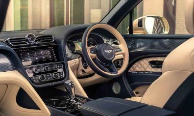 Bentley registra ano recorde de vendas e lança o elétrico Bentayga Hybrid . Foto: Divulgação