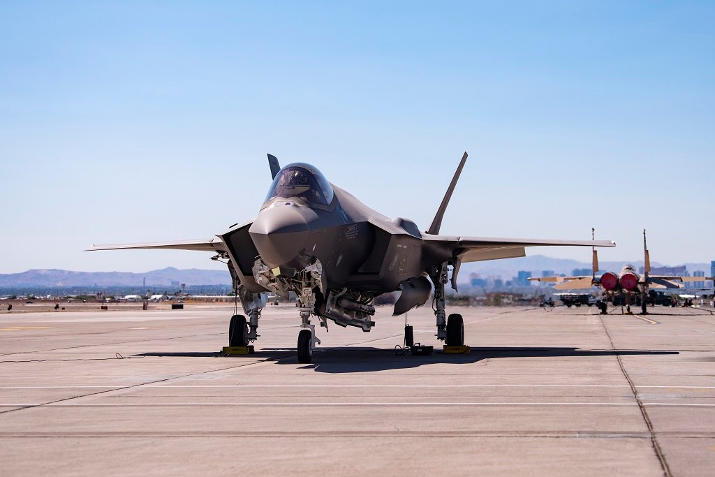 Canada announces purchase of F-35 Lightning II fighters