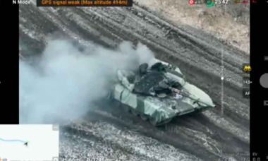 VÍDEO: Novíssimo tanque russo de US$ 5 milhões é destruído por arma sueca de apenas US$ 1.5 mil