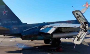 Vídeo mostra em detalhes a preparação dos caças Su-25 de ataque ao solo