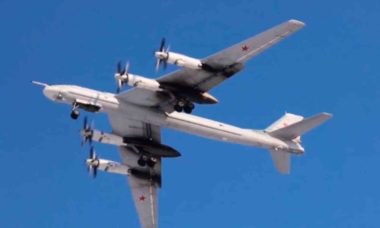 Bombardeiros estratégicos russos fazem vôos na fronteira norte com os dos EUA