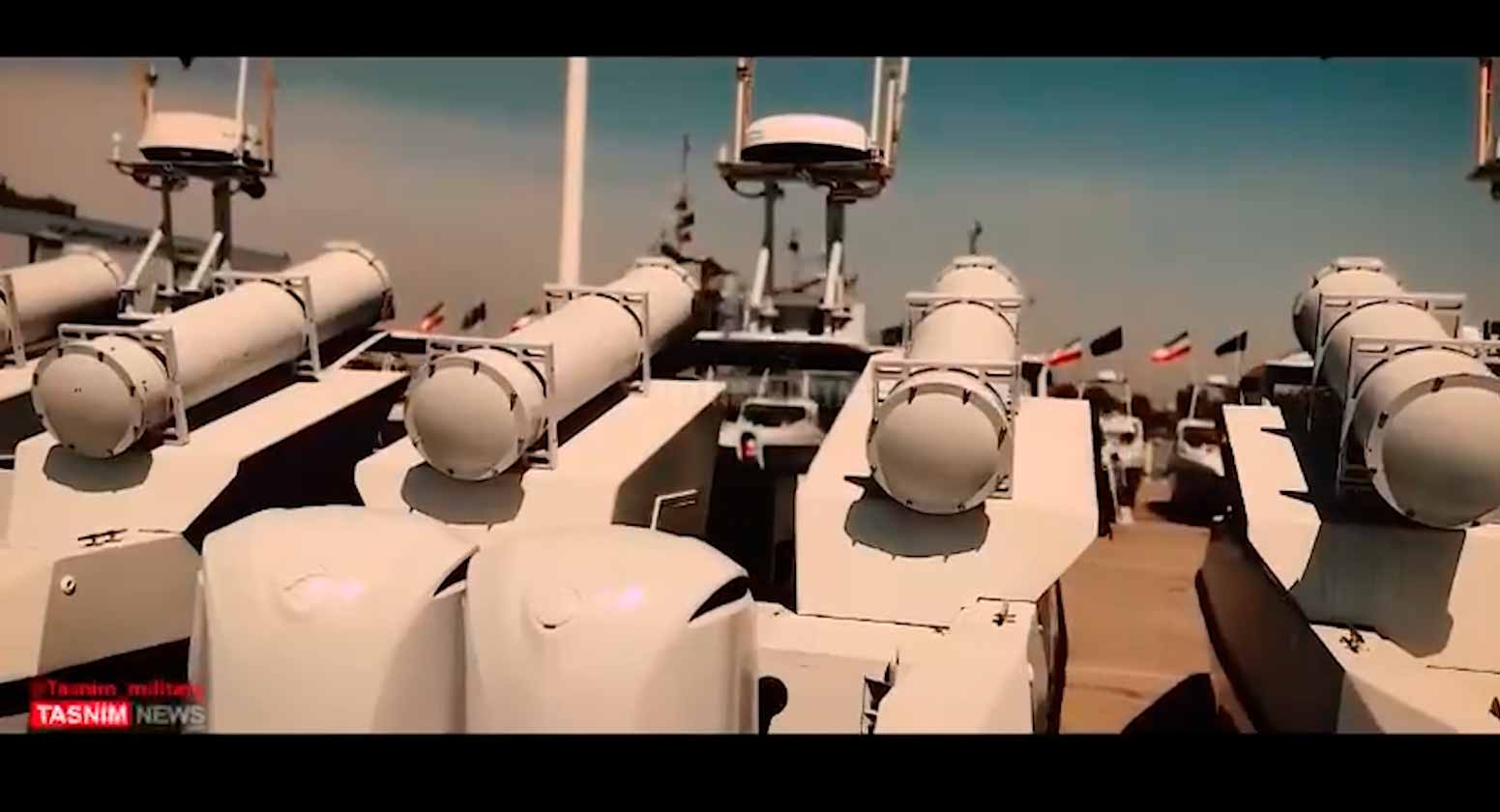 Vídeo: Guarda Revolucionária Iraniana mostra novas lanchas com mísseis guiados a laser