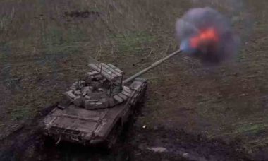 Vídeo mostra a destruição de posições ucranianas pelo tanque T-72B3