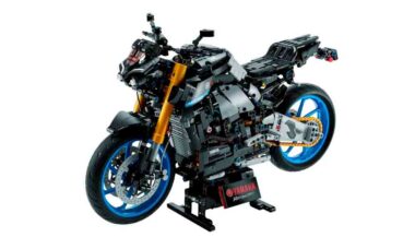 Lego lança kit da Yamaha MT-10 SP que troca as marchas no pedal. Foto: Divulgação