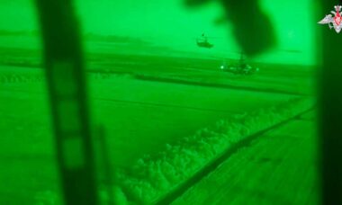 Vídeo mostra a operação noturna do helicópteros de ataque Ka-52. Fonte, foto e vídeo: Telegram t.me/mod_russia
