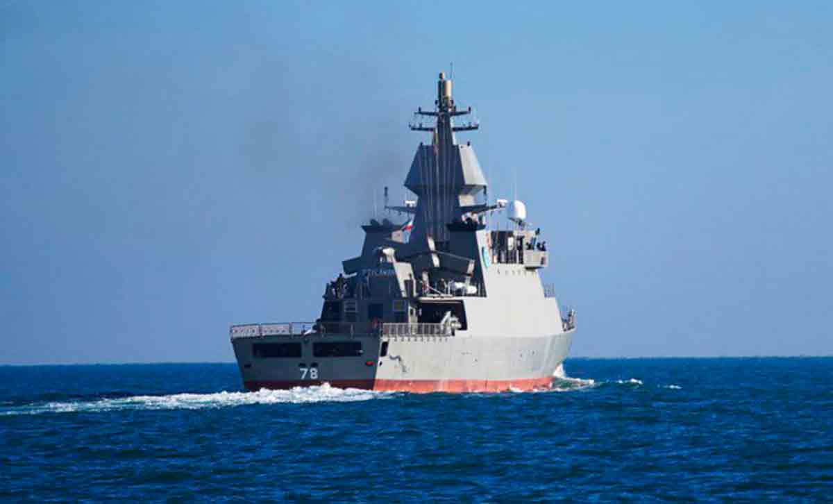 Iransk destroyer Deylman. Foto: gjengivelse fra Telegram tasnim_military