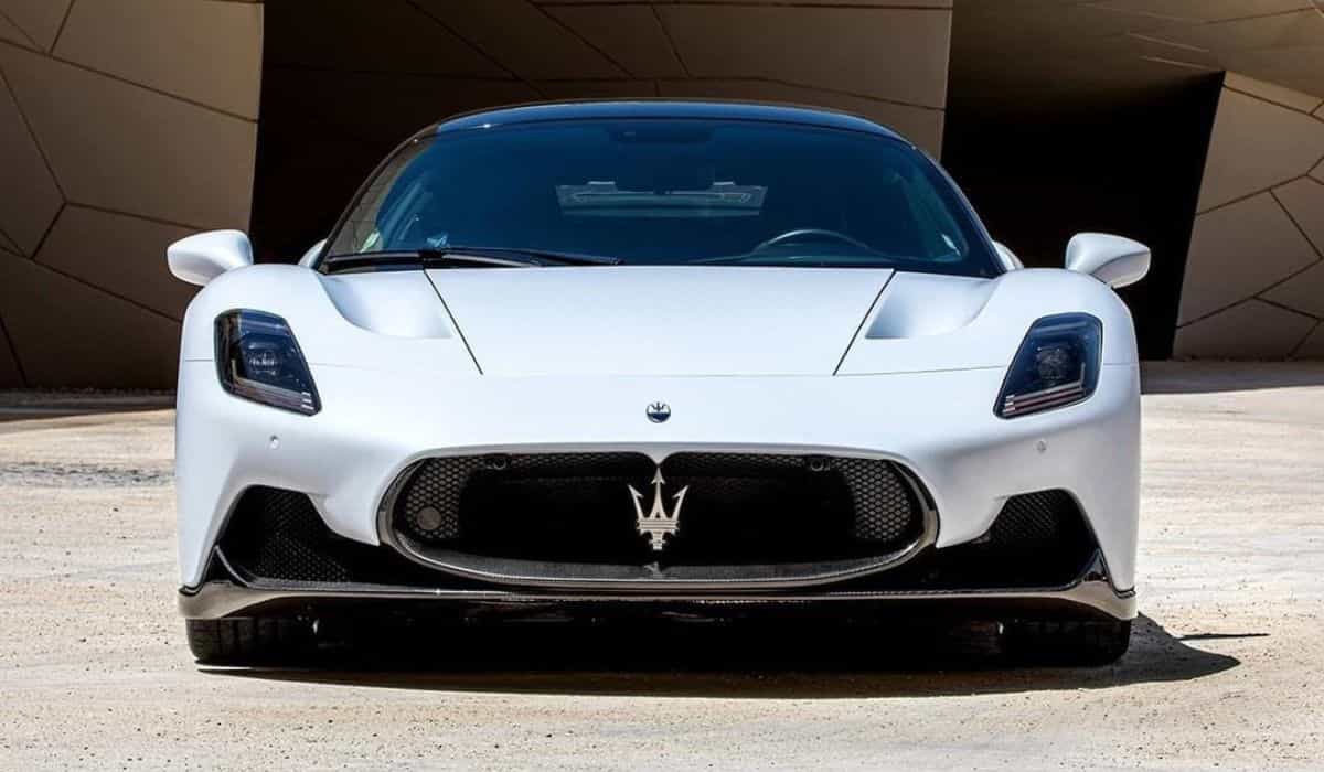 Hírek a Maserati háza tájáról: bejelentés az elektromos autók új generációjáról, a tervek szerint a MC20 EV 2025-ben érkezik, míg a Quattroporte EV 2028-ra tervezett. Fotó: Reprodukció Instagram @maserati