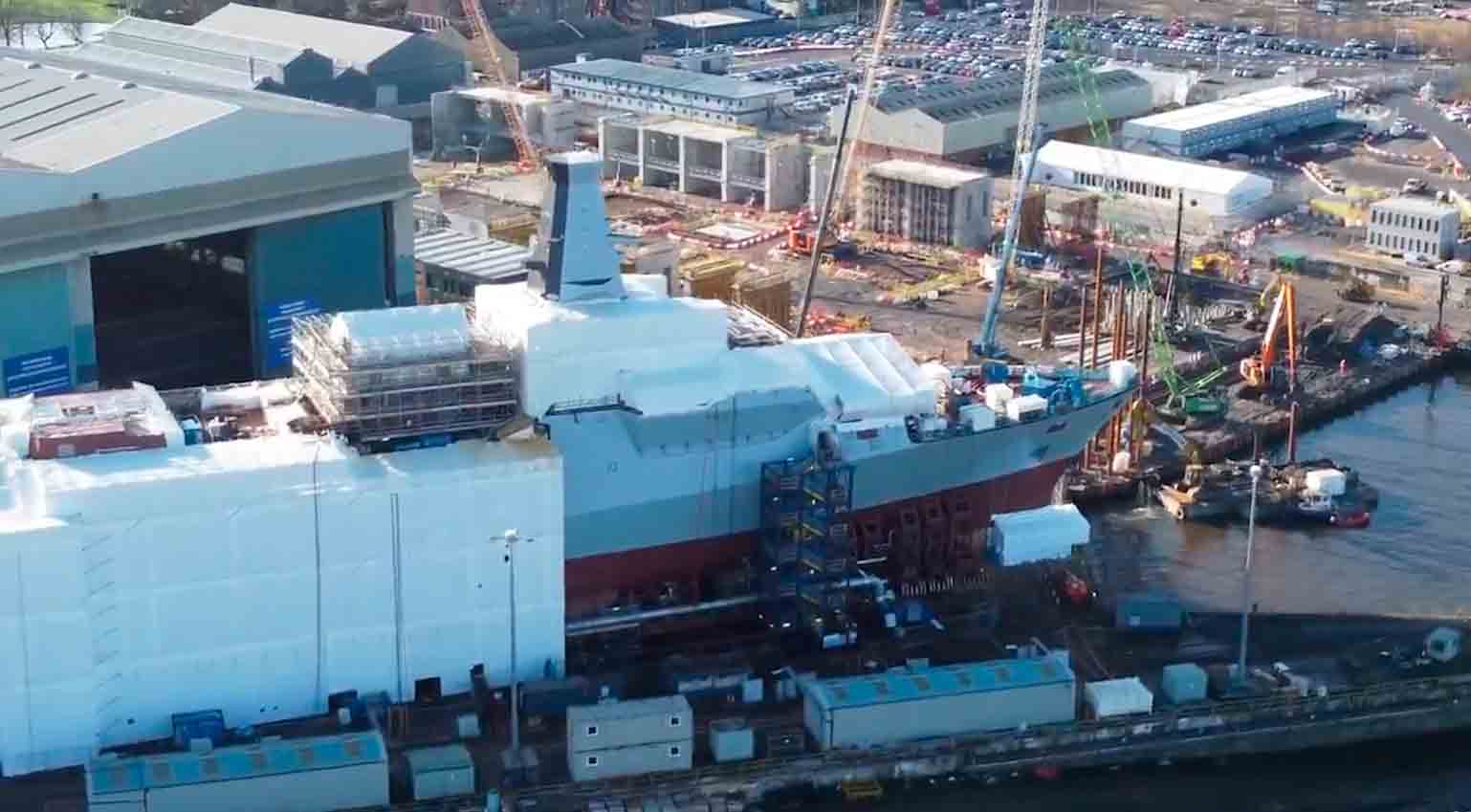Vídeo: Drone mostra construção da nova fragata Type 26 em Glasgow. Vídeo e fotos : Reprodução Twitter @geoallison