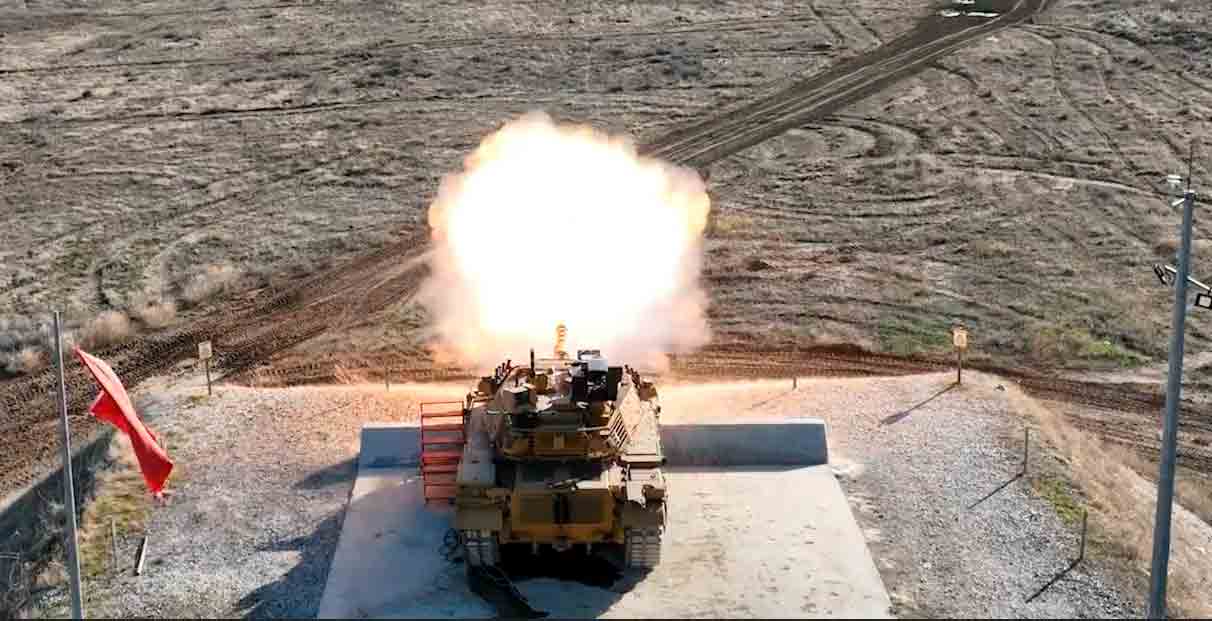 Video: Det tyrkiske forsvaret mottar sin første moderniserte M60T stridsvogn. Kilde og bilder: SavunmaSanayiST 