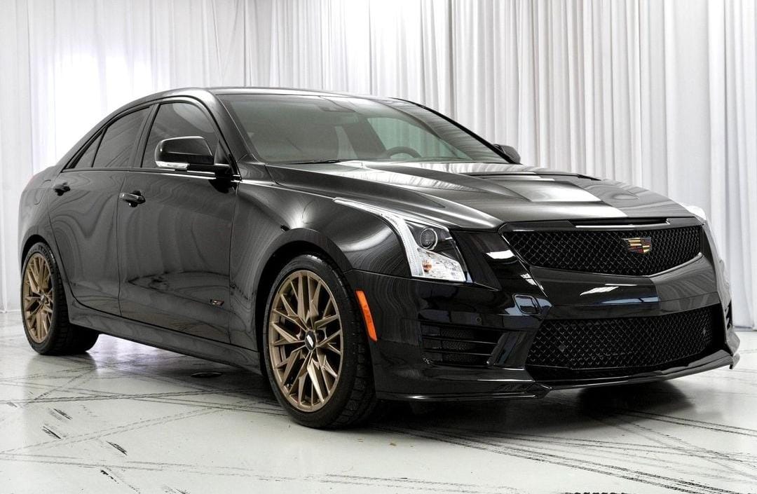 The Cadillac ATS-V, which belonged to the President of the United States, Joe Biden, is going up for auction. Photo: Reproduction Instagram @carsandbids