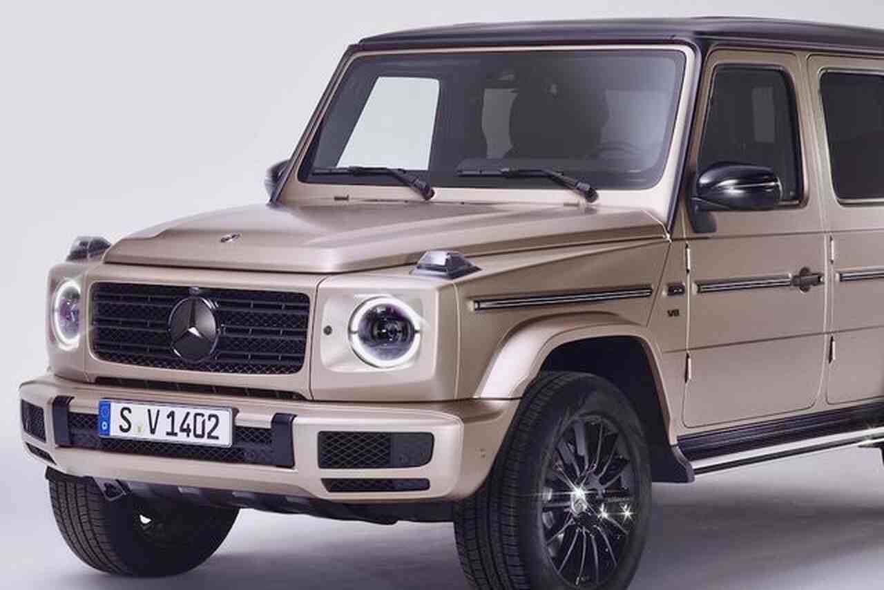 Mercedes presents G-Class with diamond-encrusted interior