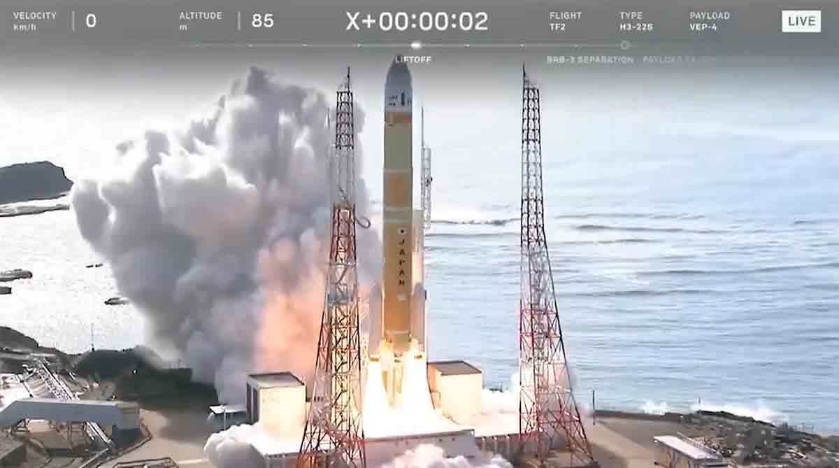 Video: Japonsko úspěšně vypustilo svou nosnou raketu H3