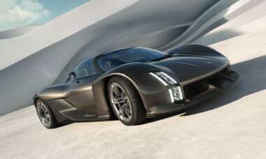 Porsche considera produção de novo supercarro elétrico após sucesso do Mission X