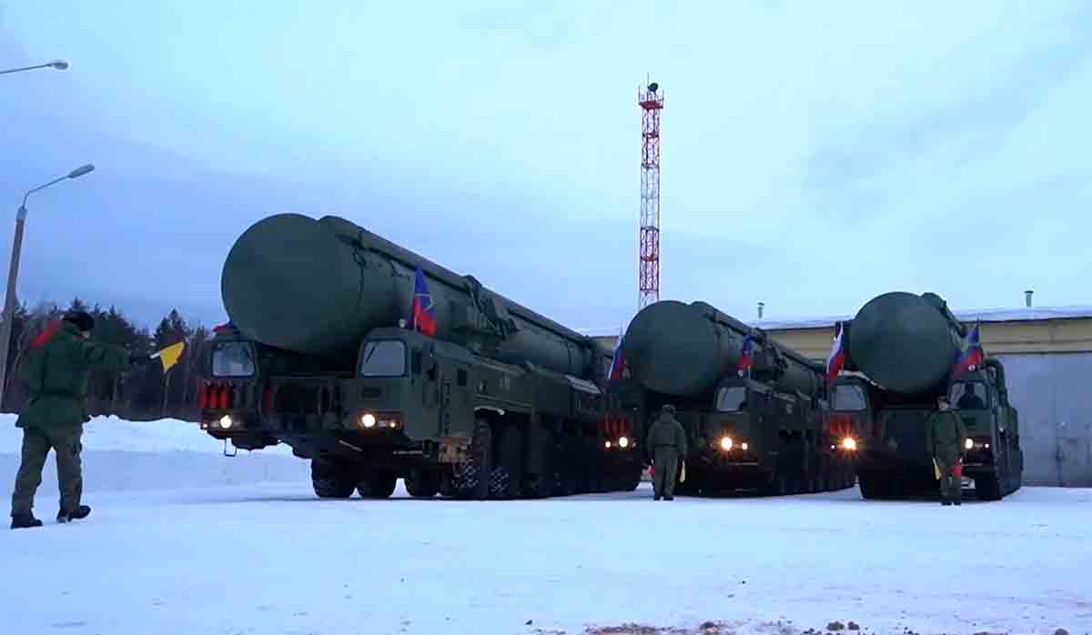La Russia sposta i suoi lanciatori di missili balistici intercontinentali Yars a Mosca