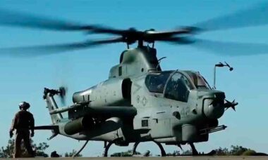 Bell AH-1Z Viper. Foto e vídeo: Instagram @bellflight