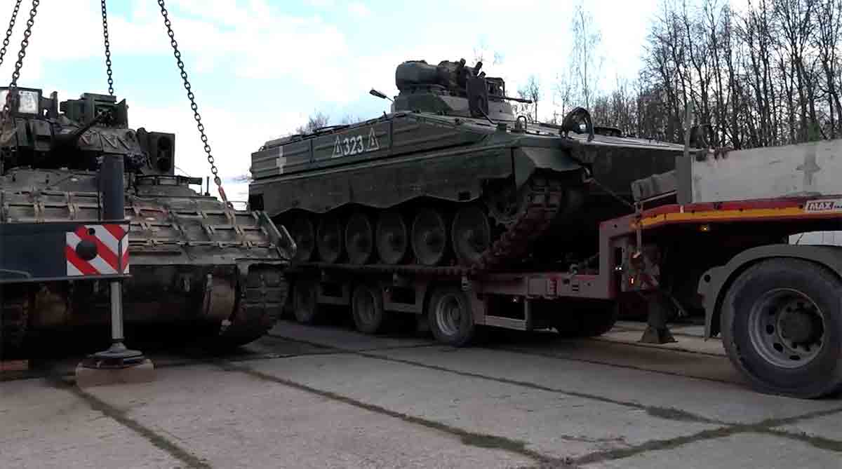 Vídeo: Ukrainsk Leopard-stridsvogn vil bli utstilt i Moskva. Bilder og videoer: Reproduksjon Twitter @sputnik