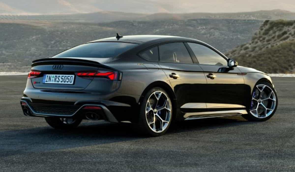 Audi dévoile le S3 turbocompressé pour 2024, avec plus de puissance et de technologie