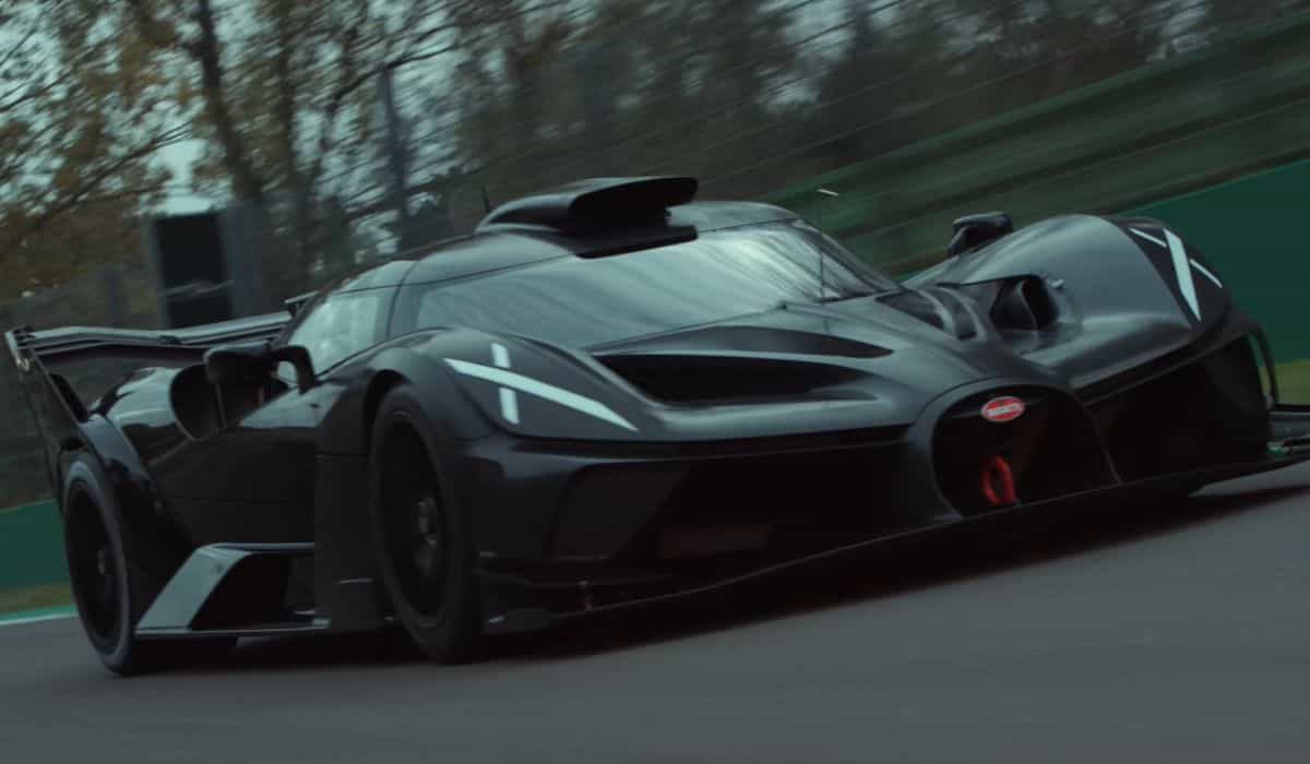 Bugatti testa supercarro Bolide e promete potência de Fórmula 1