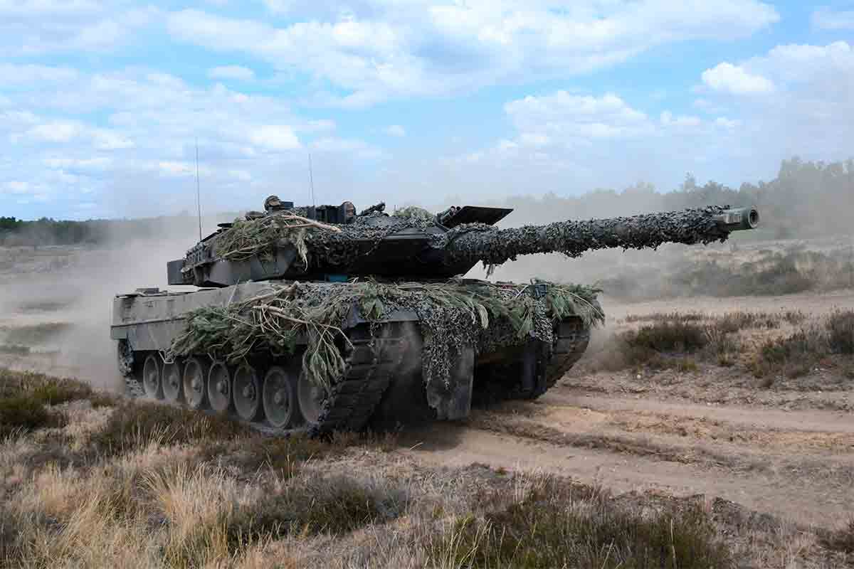 Leopard 2. Fotó: knds