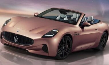 Maserati apresenta o GranCabrio Folgore 2024 em evento especial na Itália