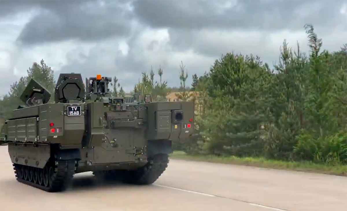 Ares páncélozott jármű. Fotó és videó: Twitter @RoyalArmdCorps / @BritishArmy