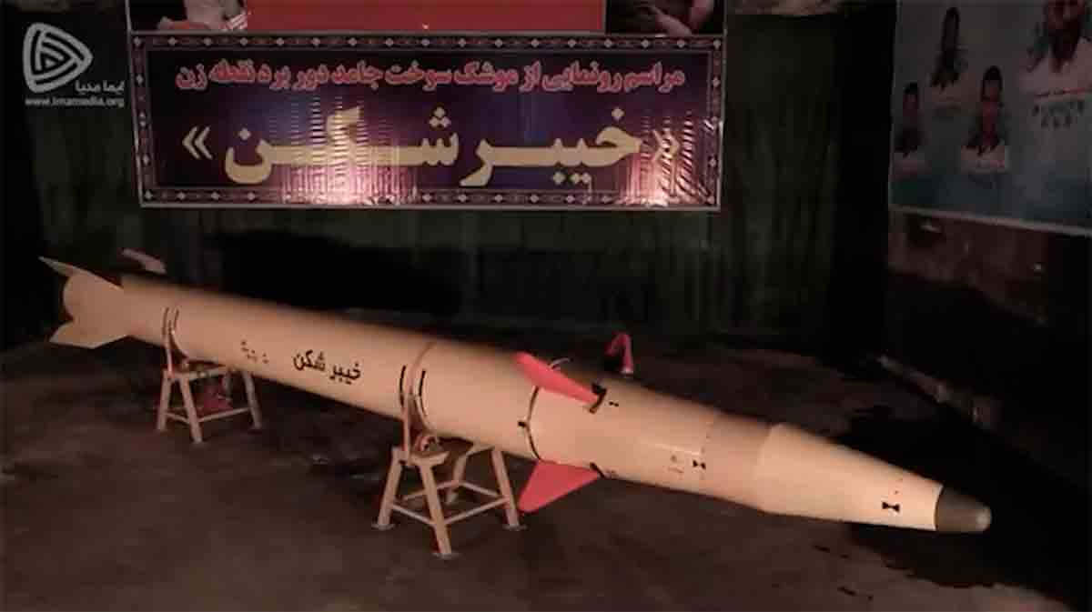 Missile iraniano Kheibarshekan. missile iraniano Kheibarshekan