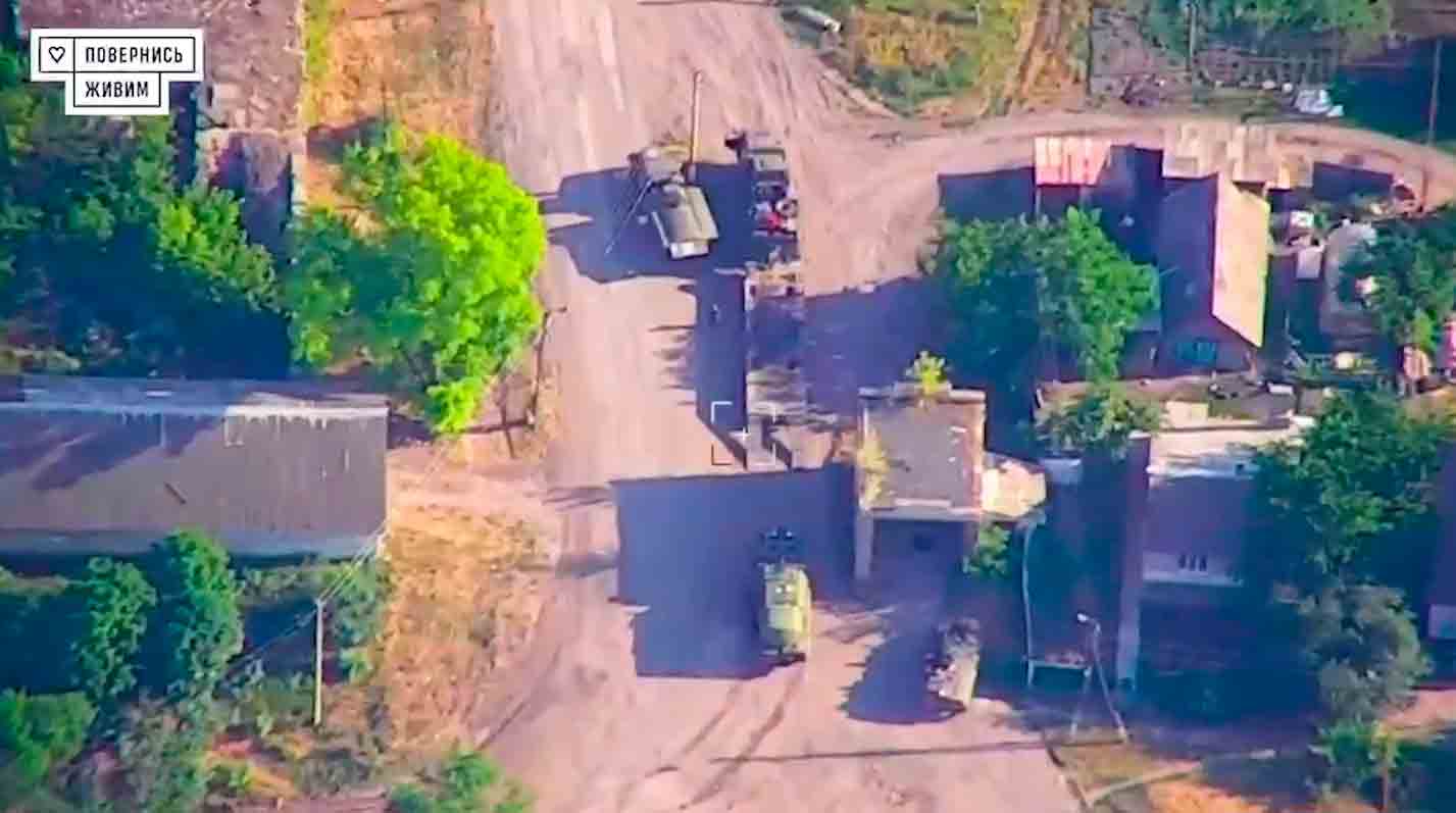 Ucranianos usam munição Switchblade para destruir sistema de defesa aérea Buk russo. Foto e vídeo: Telegram t.me/savelifeua