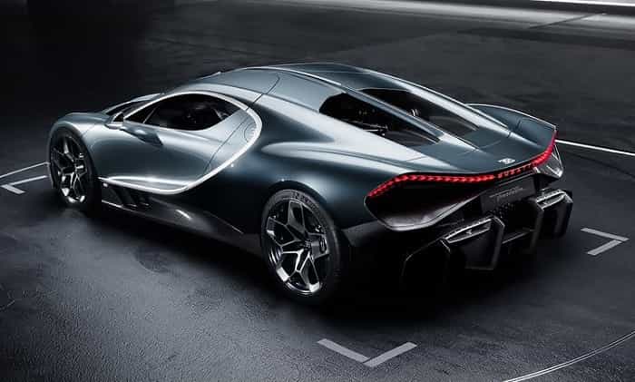 Bugattiがツアビヨンを発表：1,800馬力のハイブリッドモデル、価格は4,000万ドル（Instagram / @bugatti）