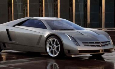 Executivo revela planos para produção de "hipercarro" da Cadillac