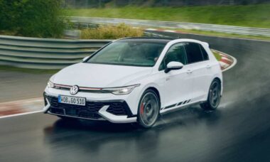 Volkswagen lança o Golf GTI Clubsport com novas melhorias e tecnologia avançada