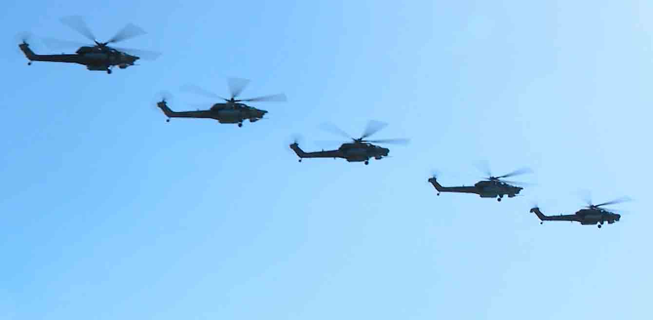 Mi-28-taisteluhelikopterit. Video ja kuvat: Telegram: t.me/voentv_by