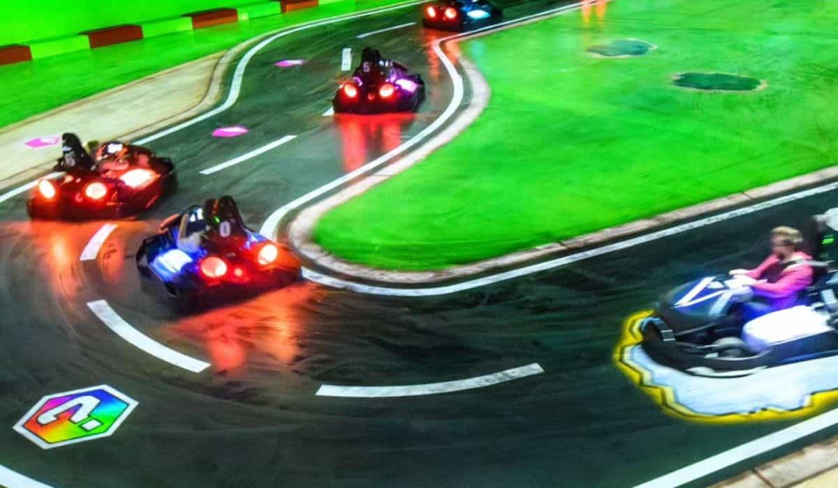 Egy Egyesült Királyságbeli gokart pálya, amelyet a Mario Kart ihletett