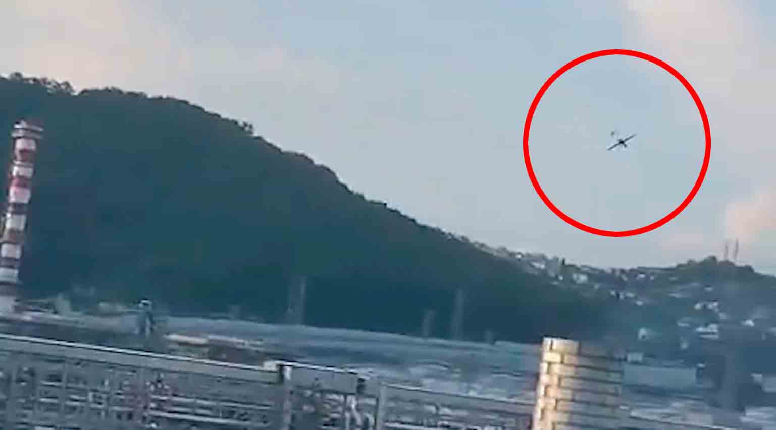 Video: Máy bay không người lái tấn công nhà máy lọc dầu ở Tuapse, Nga. Ảnh và video: Twitter @GirkinGirkin