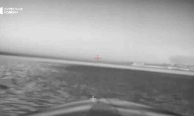 Drones atingem base da guarda costeira russa na Crimeia ocupada. Foto e vídeo: Telegram t.me/suspilnenews