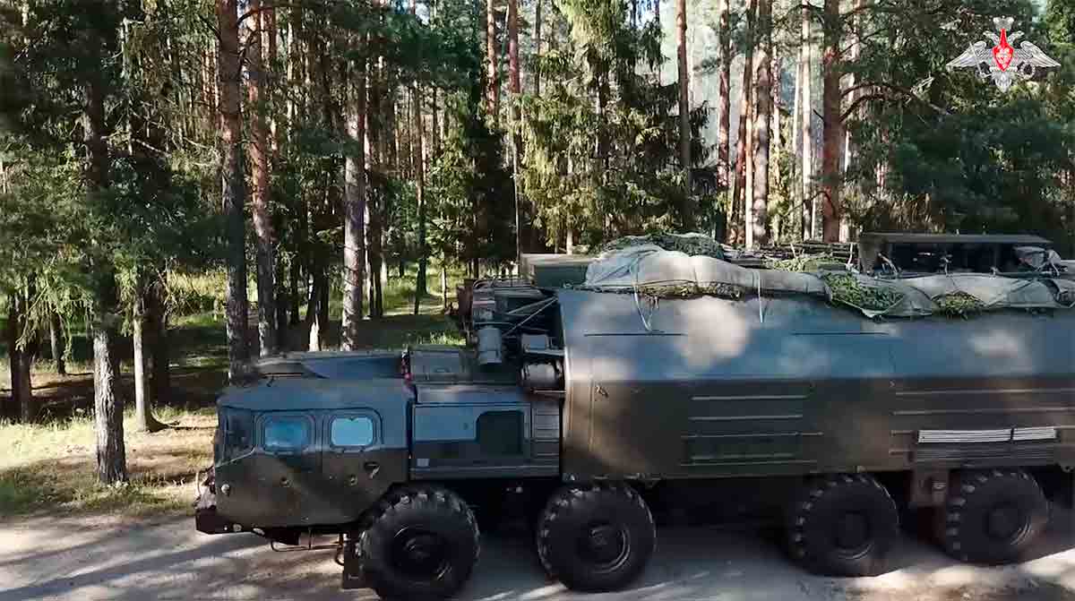 Russian Ministry of Defense Releases Video on Yars Nuclear Missile Movement. Source and images: Russian Ministry of Defense