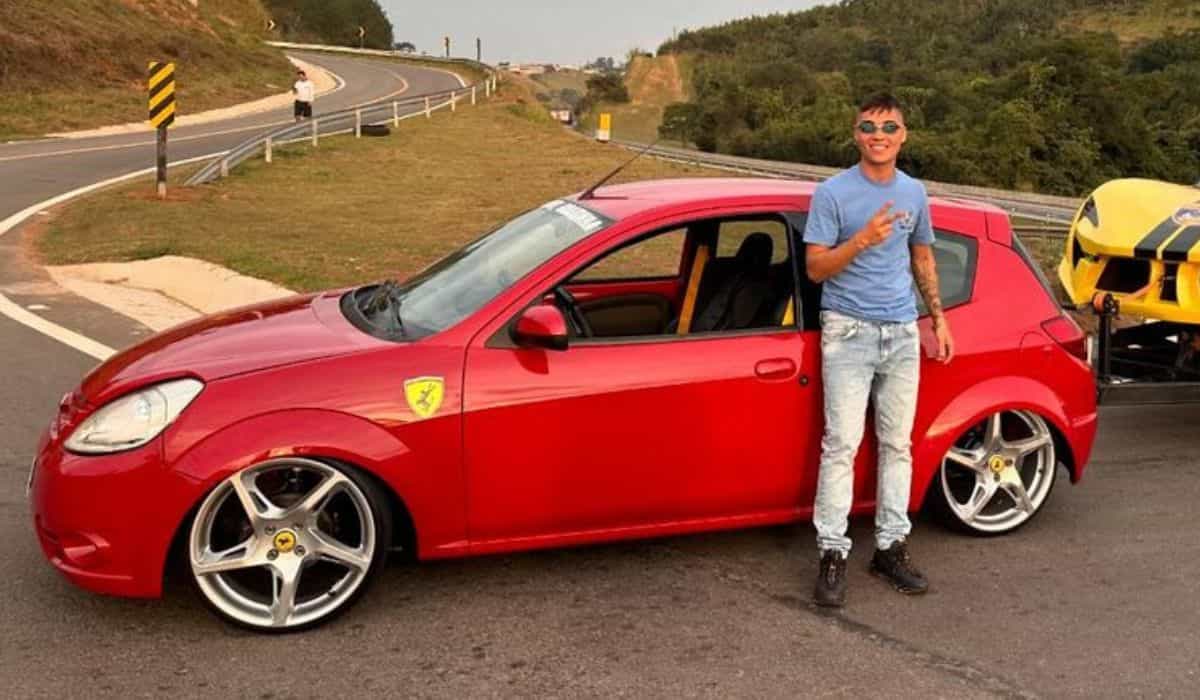 "Karrari": Brasilianischer Geschäftsmann passt seinen Ford Ka inspiriert von Ferrari an