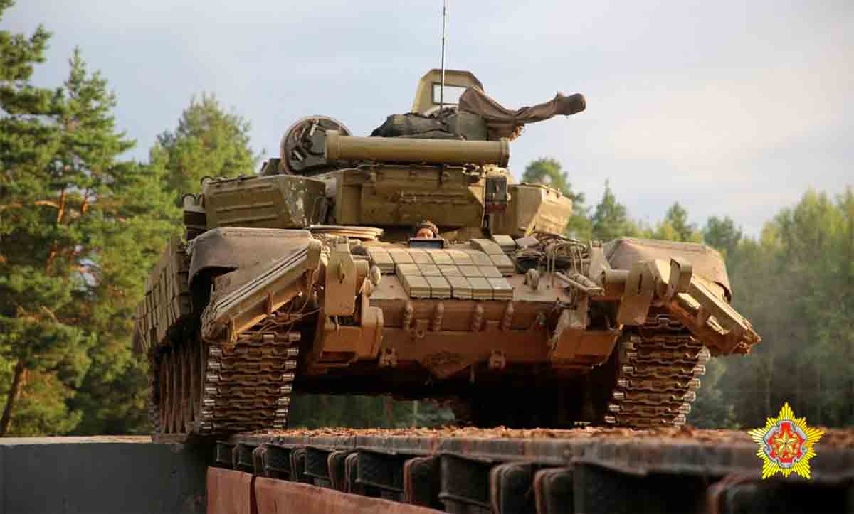 Belarus Moves Tanks to the Ukrainian Border. Photo: t.me/modmilby