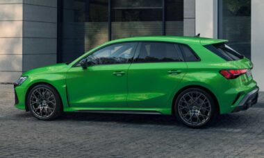 Audi RS3 2025 será o último com motor de cinco cilindros e promete cheirar melhor