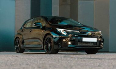 新しいトヨタGRコルラ2025での性能向上。写真：Instagram @toyotaの再現